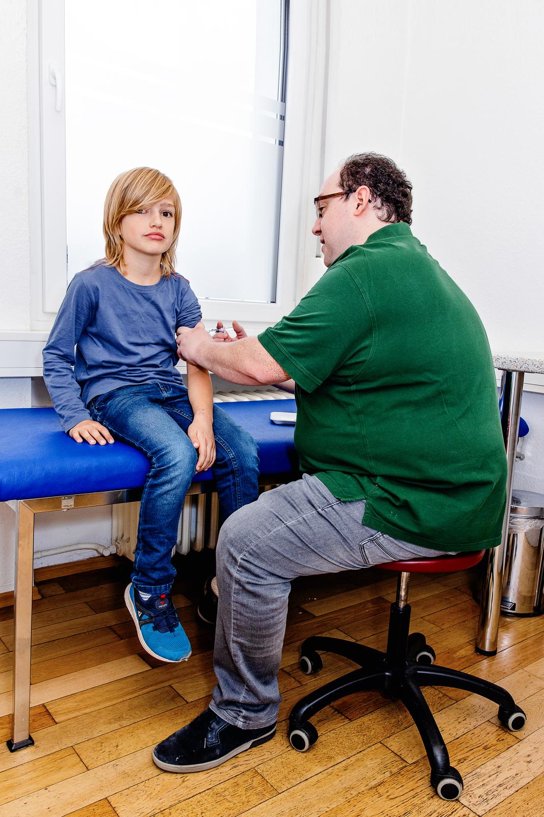 MVZ Saar: Facharztpraxis für Kinder- und Jugendmedizin Dr. Katja Ihmann & Markus Leidinger MVZ Saar: Facharztpraxis für Kinder- und Jugendmedizin Dr. Katja Ihmann & Markus Leidinger